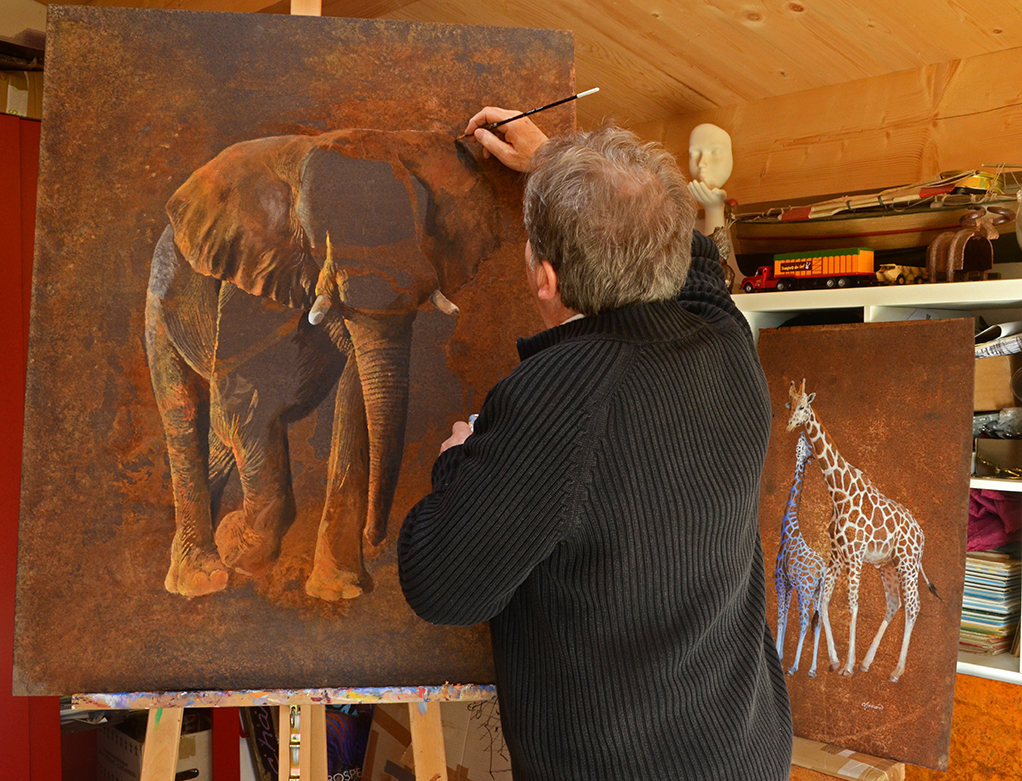 travail éléphant rouillé