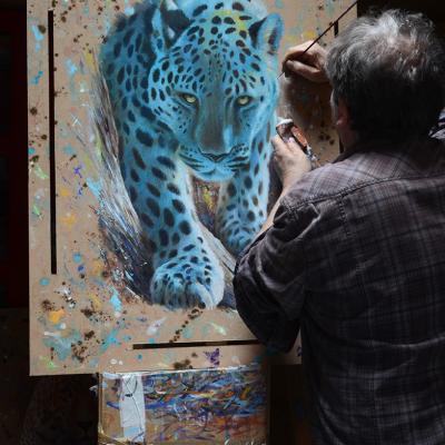 travail léopard bleu